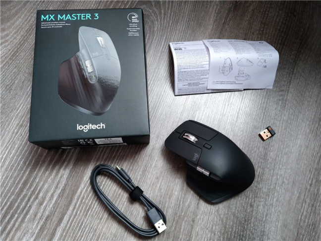 Logitech MX Master 3: What's inside the box