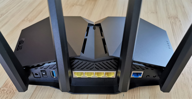 The ports on the back of the ASUS RT-AX82U