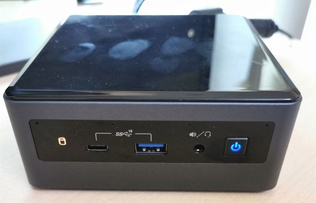 Intel NUC10i5FNH is a fingerprint magnet