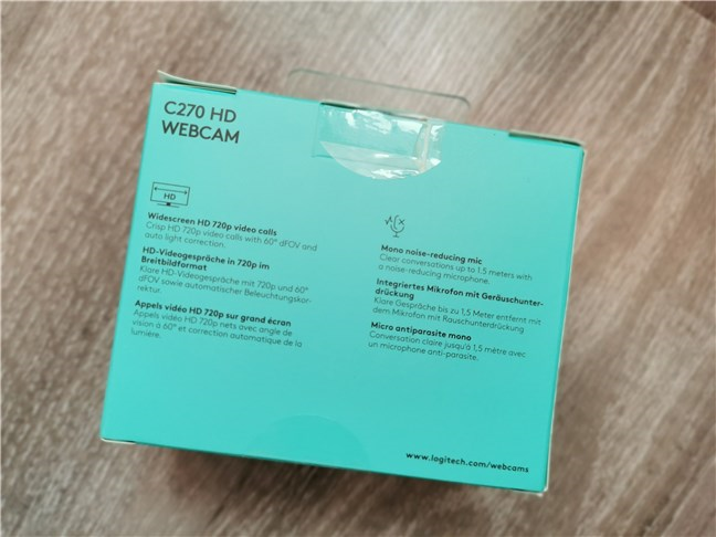 Logitech C270 HD Webcam: The back of the box