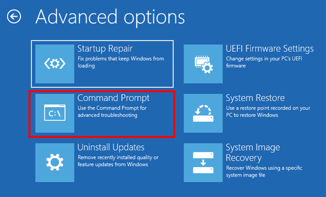 Starting the Command Prompt from the Windows 10 recovery drive