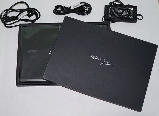 Acer, Aspire V Nitro, VN7-592G, Black Edition, review, laptop, gaming, performance