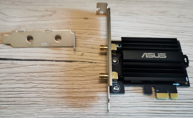 The ASUS PCE-AX58BT network card