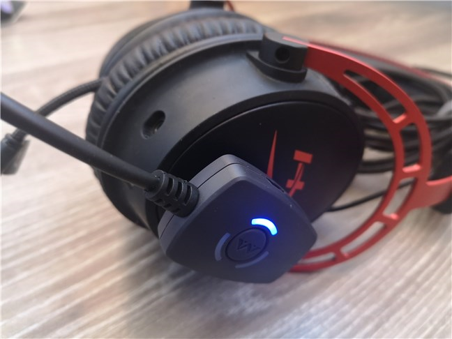 The Antlion Audio ModMic Wireless mounted on a headset