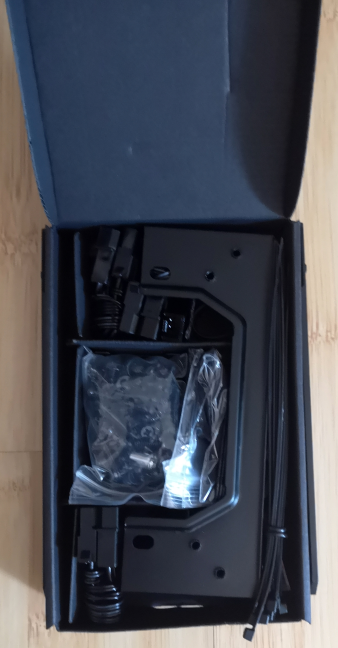 The accessory box for Cooler Master MasterCase MC600P