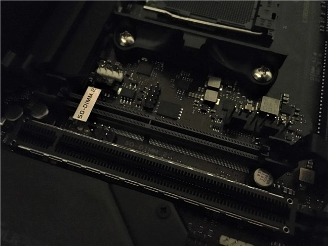 ASUS ROG Crosshair VIII Impact: The GPU slot is reinforced with metal