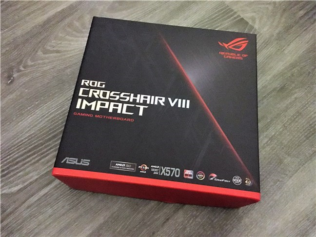 ASUS ROG Crosshair VIII Impact: The box
