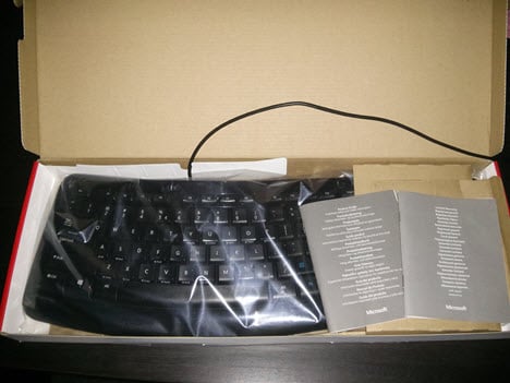 Reviewing the Comfort Curve 3000 - A Silent Keyboard from Microsoft