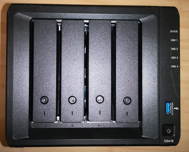 The front of the Synology DiskStation DS418