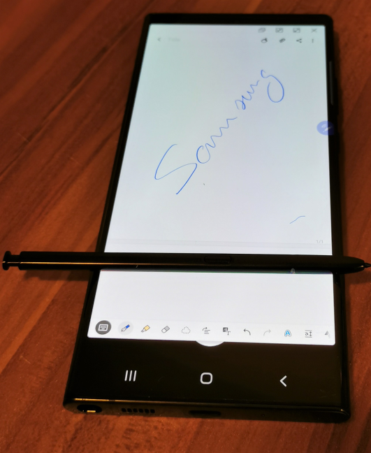 Taking notes with the Samsung Galaxy Note20 Ultra 5G