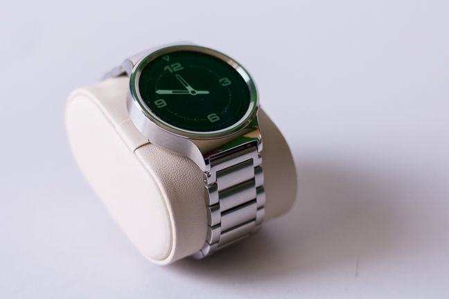 Huawei W1, smartwatch, Android Wear, review, design, looks, usability, battery