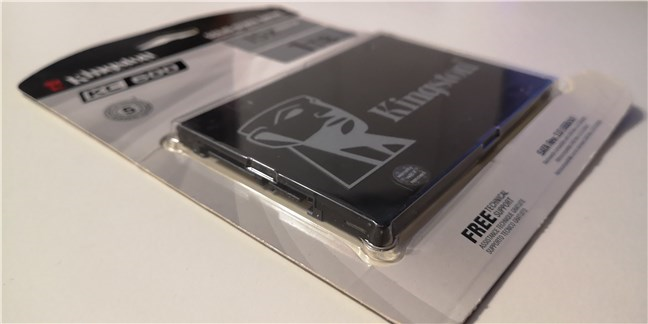 The package of the Kingston KC600 1 TB SATA SSD