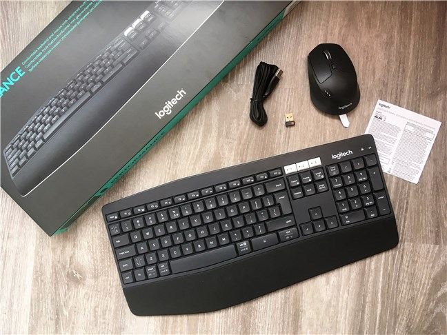 Logitech MK850 Performance - What is inside the box