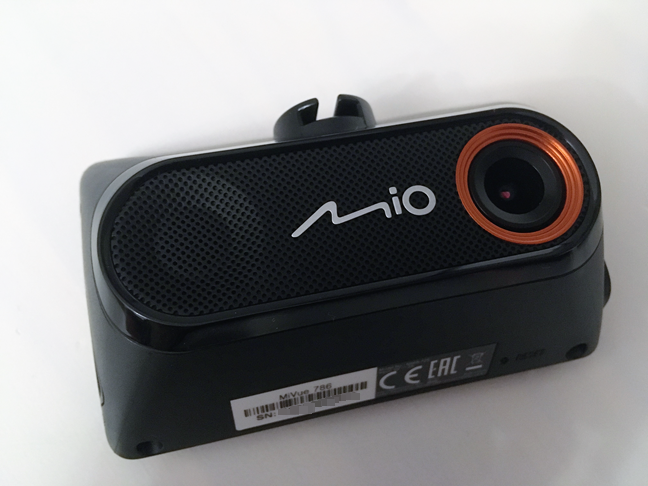 MIO MiVue 786 WiFi review: A premium dash cam with high-end specs | Citizen