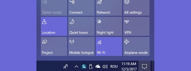 The Windows 10 system tray - How to show or hide icons!