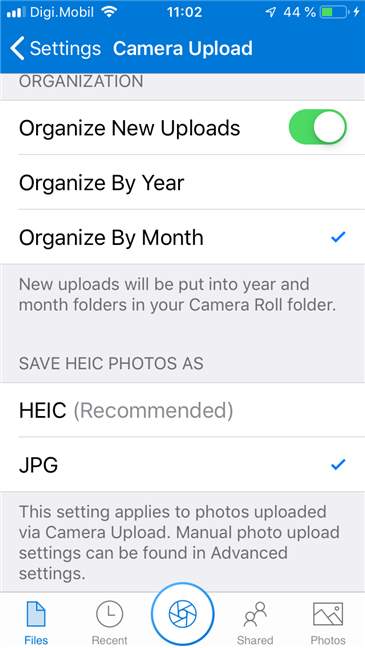 Uploads organizing options in the OneDrive app for iPhones