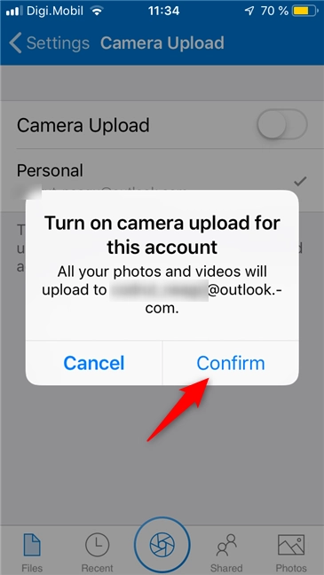 Enabling the camera roll upload in OneDrive for iPhone