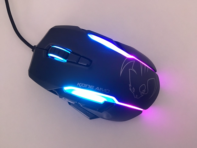 The ROCCAT Kone AIMO seen from the top