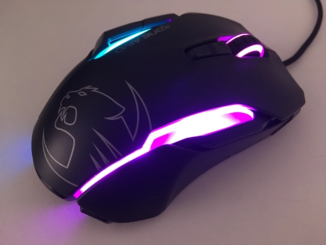 The surface of the ROCCAT Kone AIMO mouse