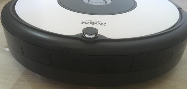 reservoir nuttet delikatesse iRobot Roomba 605 review: The basic, affordable and lovable vacuuming robot  | Digital Citizen