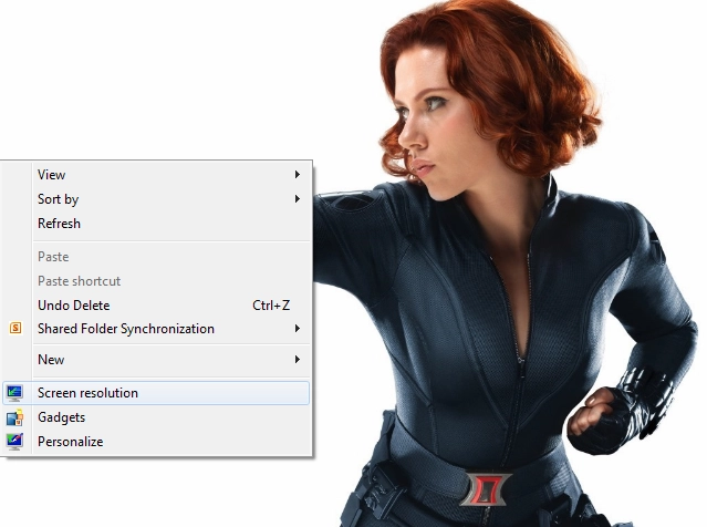 The right-click menu on the desktop of Windows 7