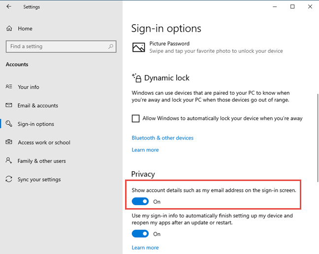 Hide or show the email address on the Windows 10 sign-in screen