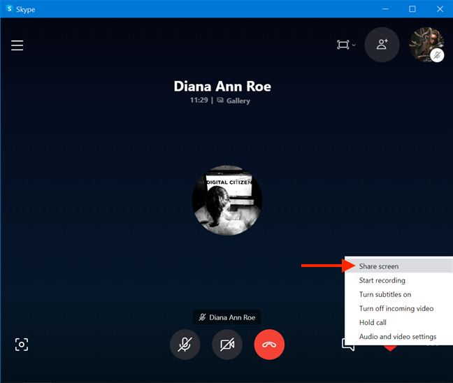 The Share screen option during a Skype call