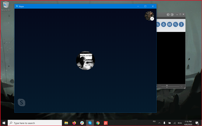 The screen has a red border while you share it on Skype for Windows