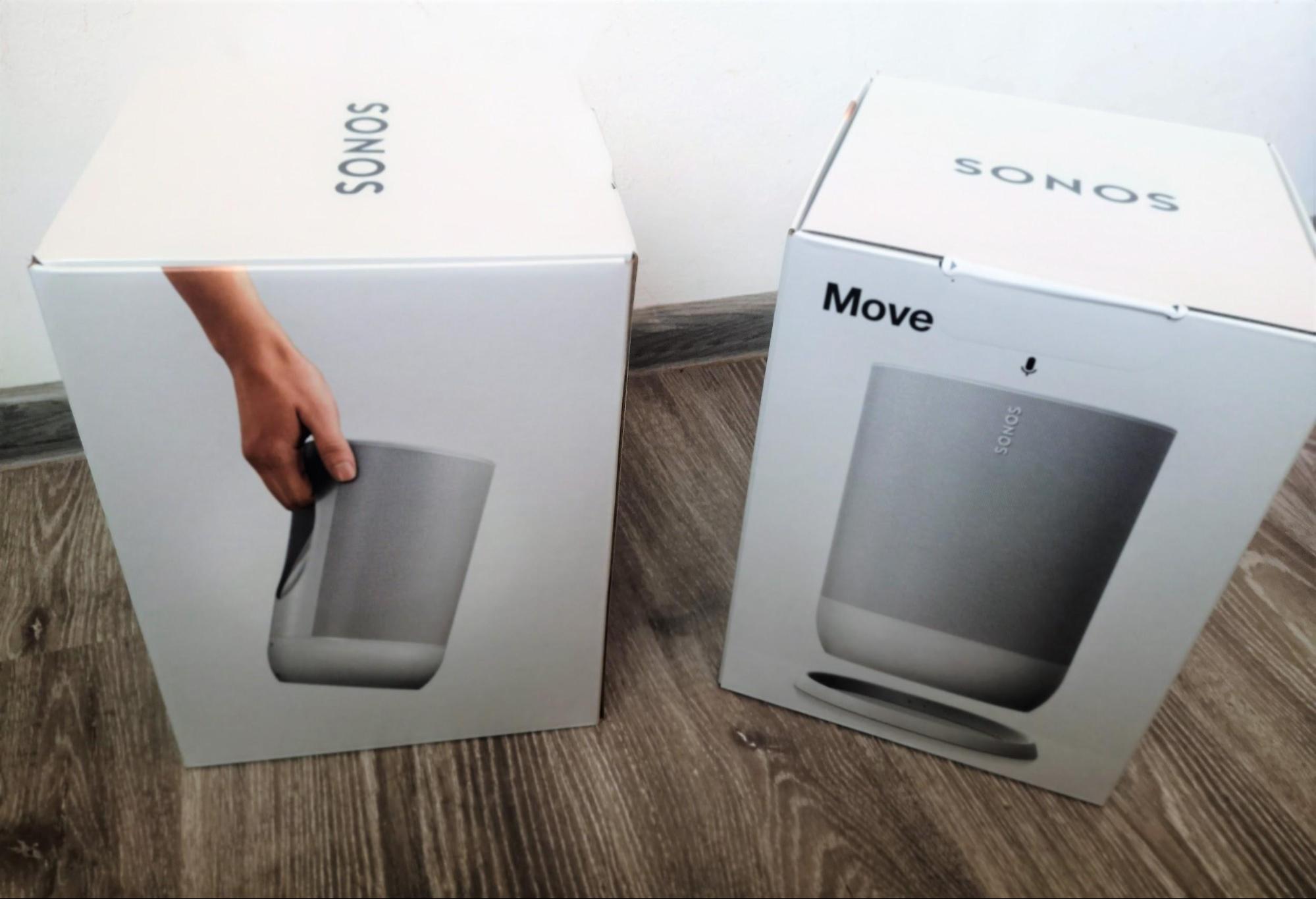What the boxes of Sonos Move speakers look like