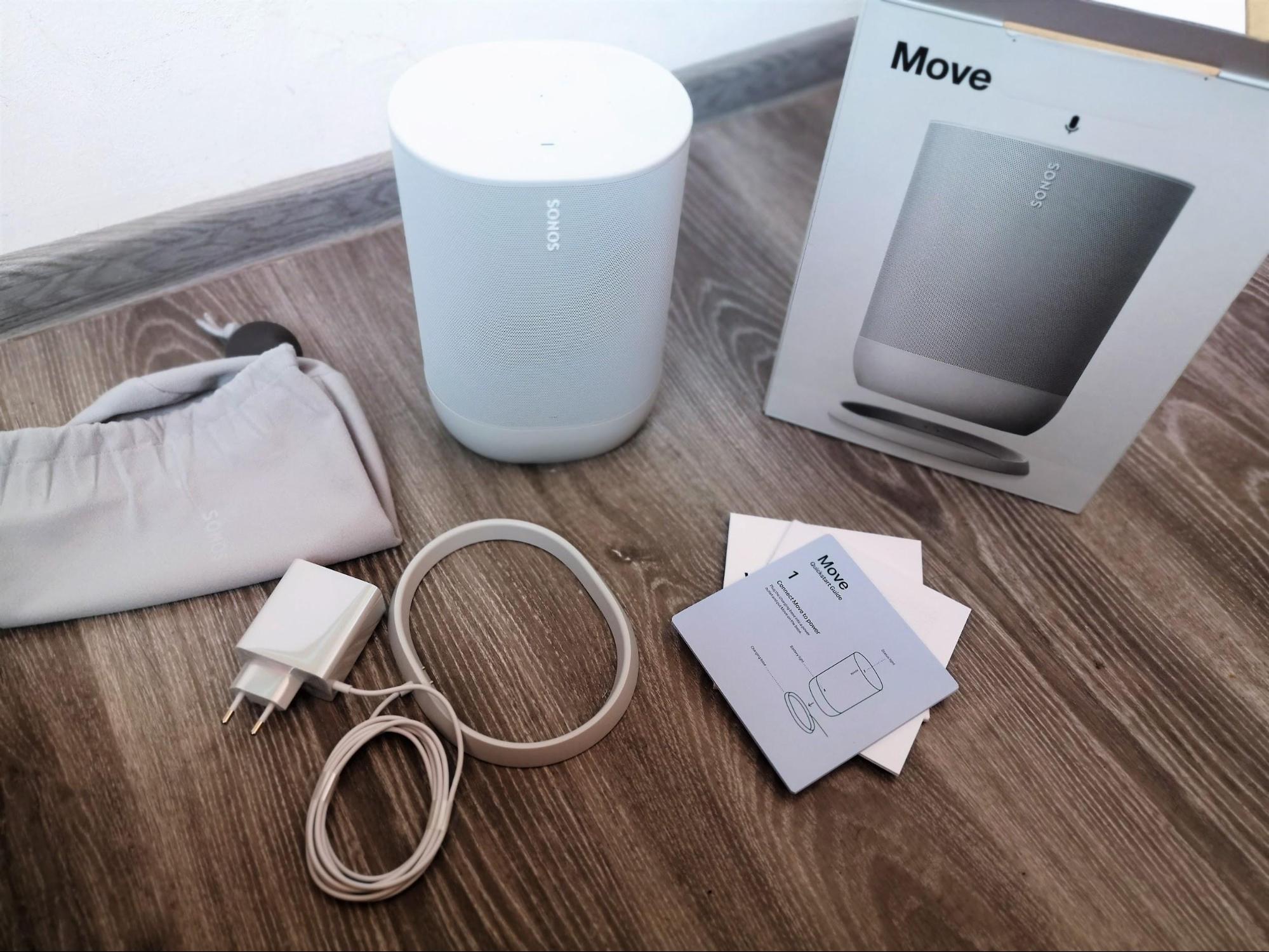Sonos Move: What's inside the box