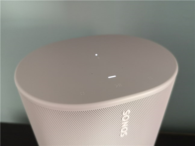 The top of the Sonos Move with the touch controls, microphones, and LED indicator