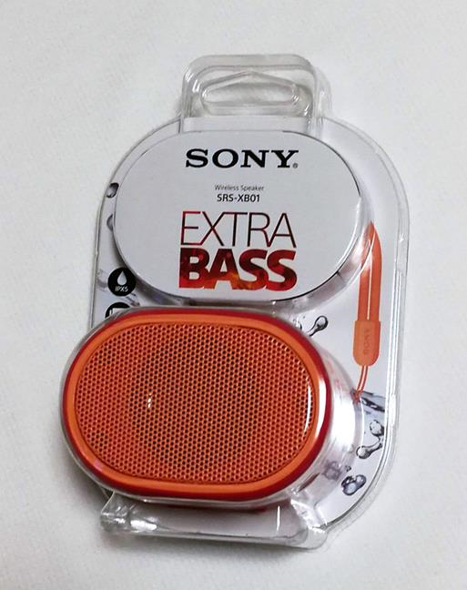 The Sony SRS-XB01 portable speaker package