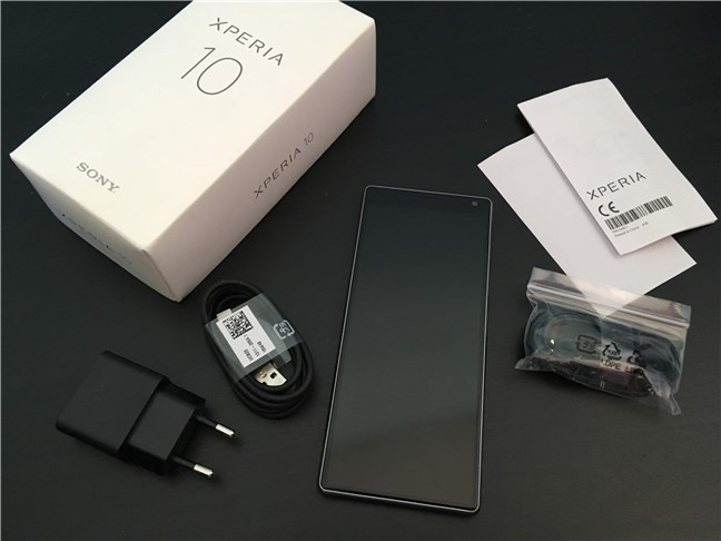 Sony Xperia 10: What's inside the box