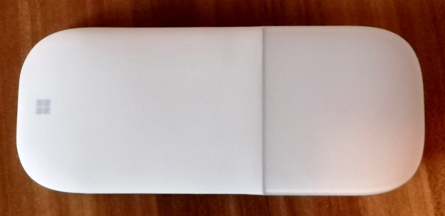 Microsoft Surface Arc Mouse turned off