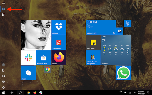 The Pinned tiles button displays the tiles in the Start Menu