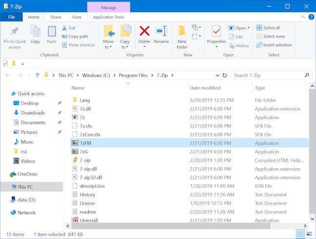 The app's executable is selected when the containing folder opens