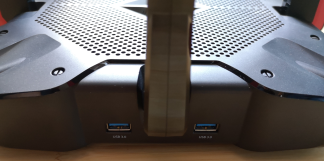 The USB ports on the TP-Link Archer C5400X