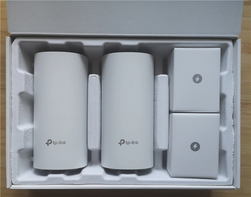 Unboxing the TP-Link Deco E4