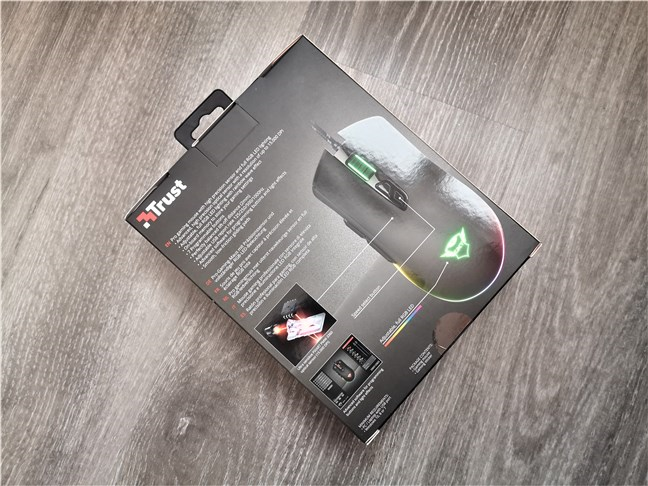 Trust GXT 900 Kudos gaming mouse: The back of the box