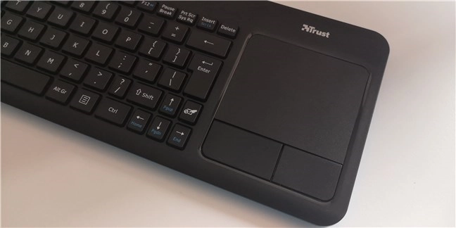 The touchpad and its buttons are large