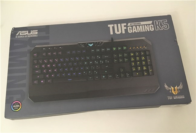 The top of the ASUS TUF Gaming K5 package