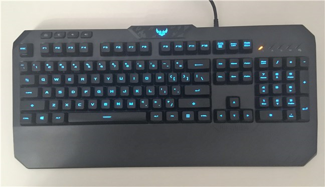 Bird view of the ASUS TUF Gaming K5 keyboard