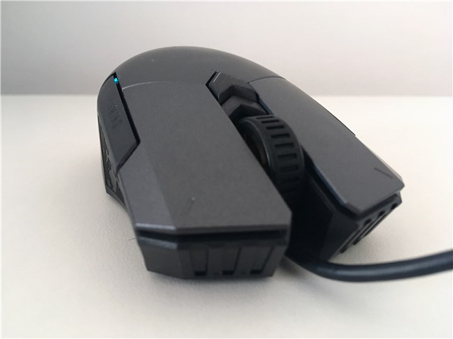 The buttons, and the scroll wheel, on ASUS TUG Gaming M5 mouse