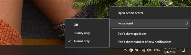 Choosing the level of Focus assist from the action center right-click menu