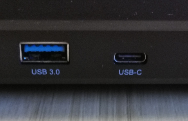 The USB 3.0 ports on the TP-Link Archer AX6000
