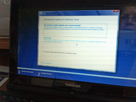 Installing Windows 8 on a Toshiba netbook