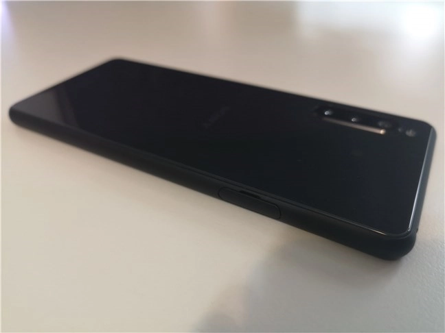 Sony Xperia 10 II: View from the back
