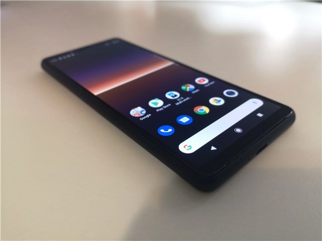 Sony Xperia 10 II: Perspective view
