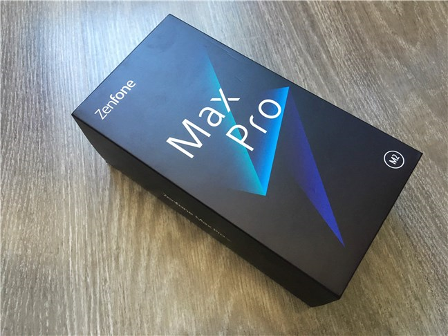 The box of the ASUS ZenFone Max Pro (M2)