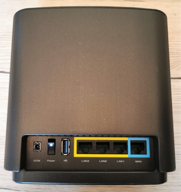 The ports on the back of the ASUS ZenWiFi AC (CT8)